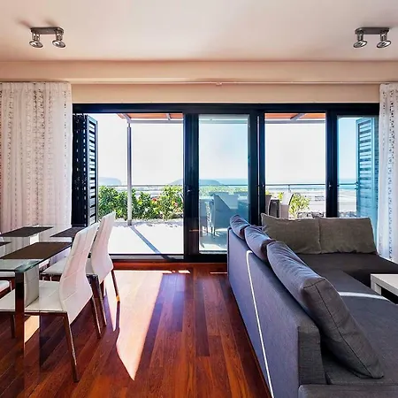 Luxury With Heated Pool דירה Adeje