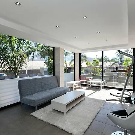 Luxury With Heated Pool Apartment